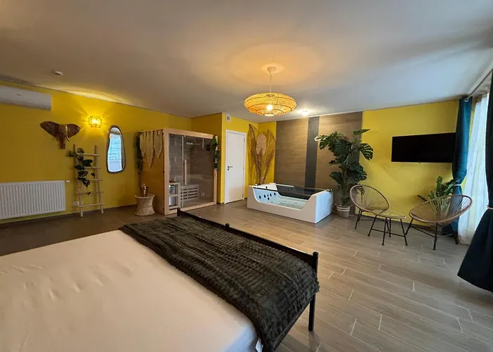 Hotel Le Bovary Safari *